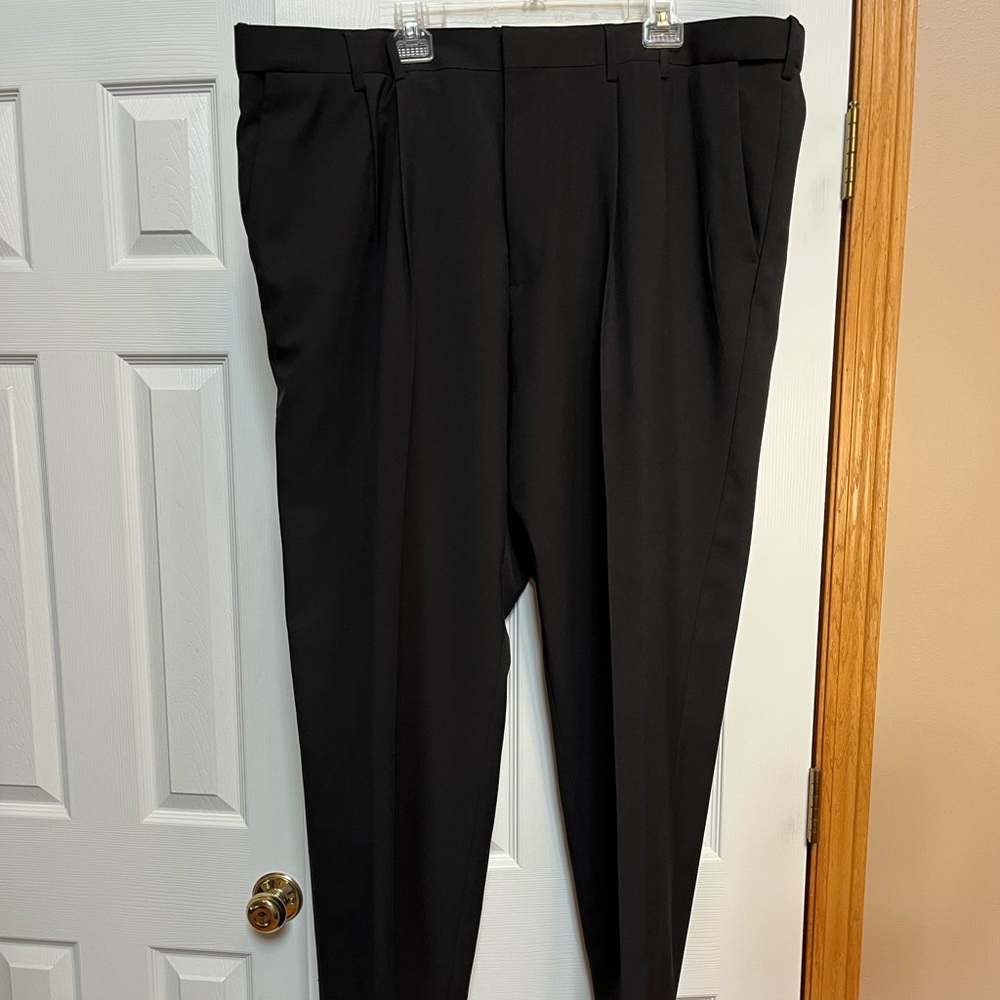 Van Heusen Men's Elegant Black Dress Pants